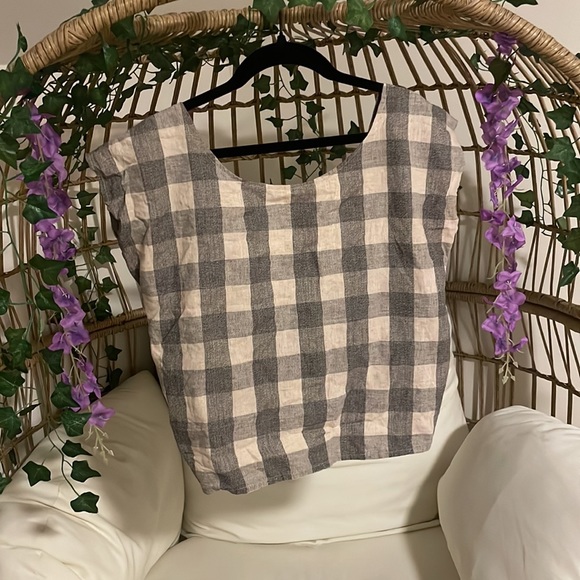 Backless Checkered Top - Picture 2 of 2